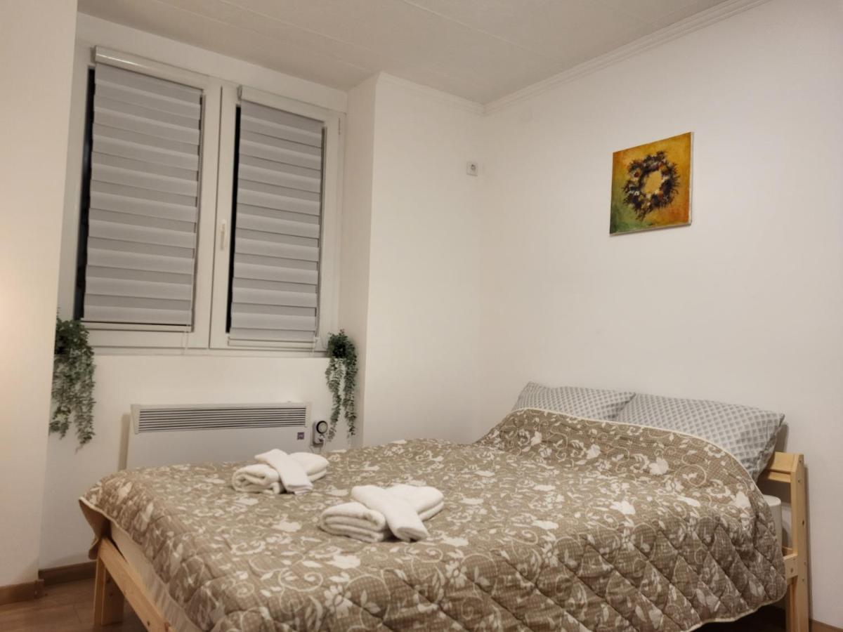 Lotta Apartment Belgrád Kültér fotó